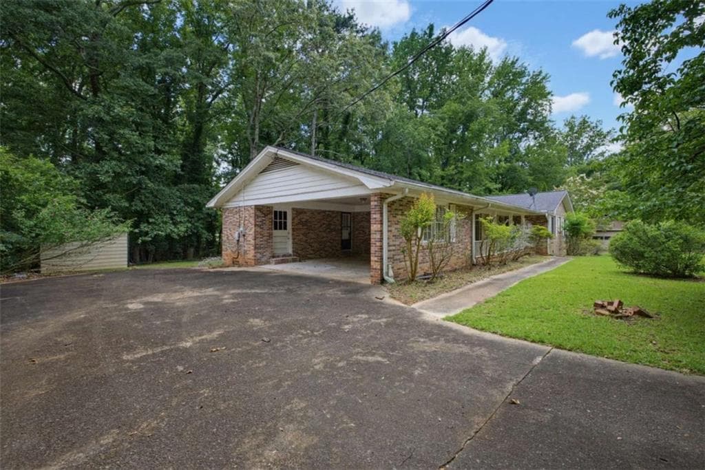 3 bedroom, 2 bathroom, 2,172 sq ft single family residence for sale at 140 Horseshoe Circle, Athens, GA 30605 — photo 2