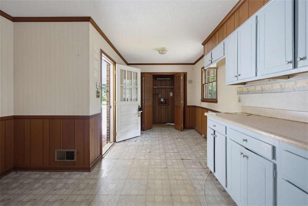 3 bedroom, 2 bathroom, 2,172 sq ft single family residence for sale at 140 Horseshoe Circle, Athens, GA 30605 — photo 8