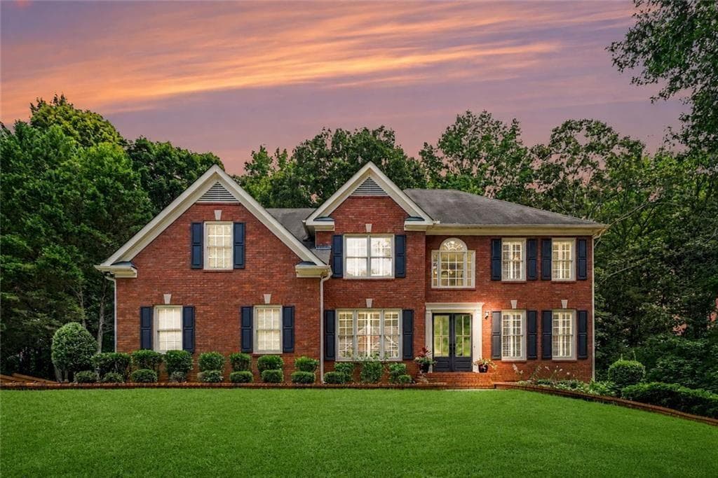 6 bedroom, 4 bathroom, 4,068 sq ft single family residence under contract at 3240 Warren Creek Drive, Powder Springs, GA 30127