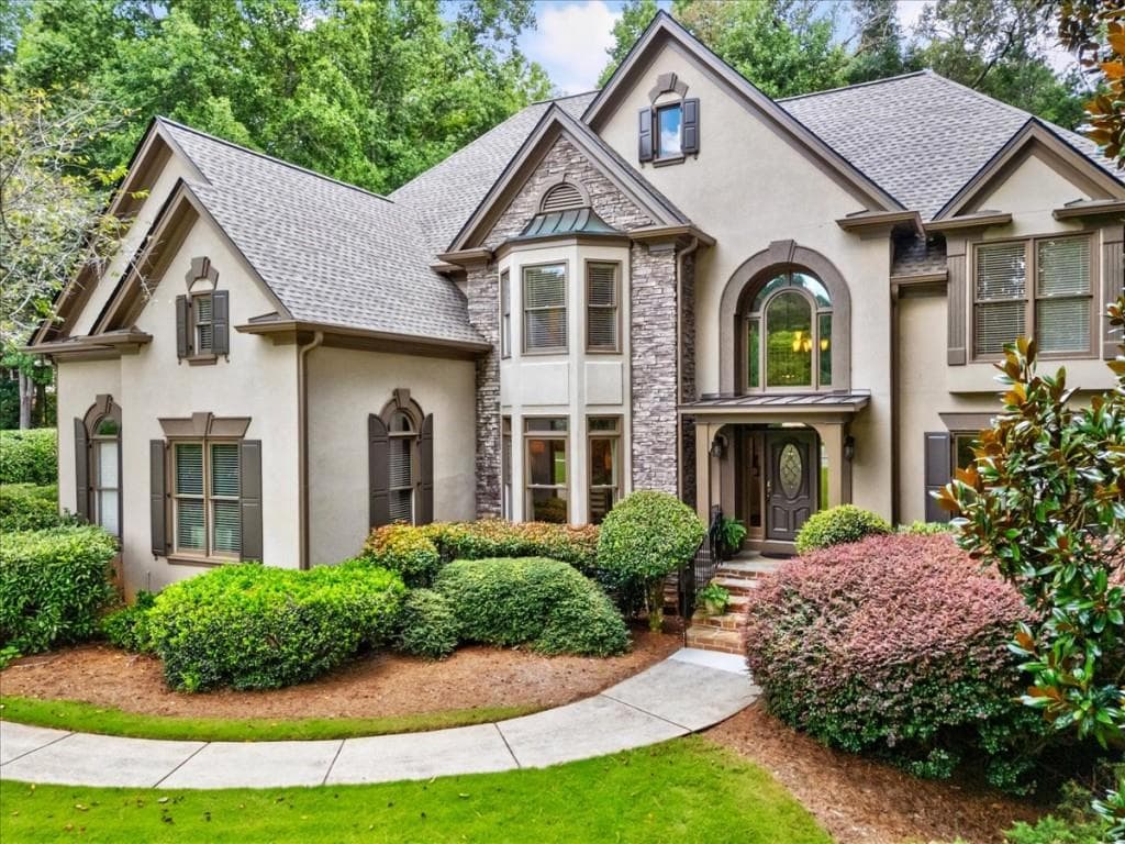 5 bedroom, 6 bathroom, 6,402 sq ft single family residence for sale at 555 Treyburn View, Milton, GA 30004 — photo 7