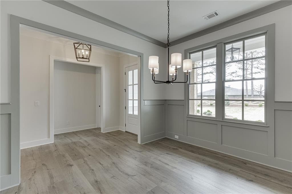 4 bedroom, 4 bathroom, 3,272 sq ft single family residence for sale at 5410 Settingdown Road, Cumming, GA 30041 — photo 6