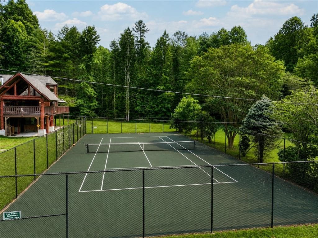 8 bedroom, 7 bathroom, 6,121 sq ft single family residence for sale at 76 Serenity Place, Ellijay, GA 30540 — photo 3