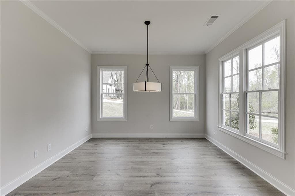4 bedroom, 4 bathroom, 3,440 sq ft single family residence for sale at 8155 Heardsville Court, Cumming, GA 30028 — photo 6