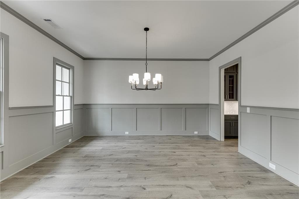 4 bedroom, 4 bathroom, 3,440 sq ft single family residence for sale at 8155 Heardsville Court, Cumming, GA 30028 — photo 9