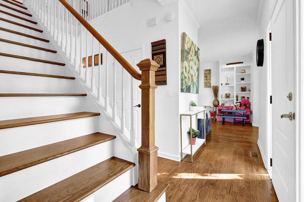 4 bedroom, 3 bathroom, 2,750 sq ft single family residence for sale at 2645 Sandstone Drive, Lawrenceville, GA 30043 — photo 8