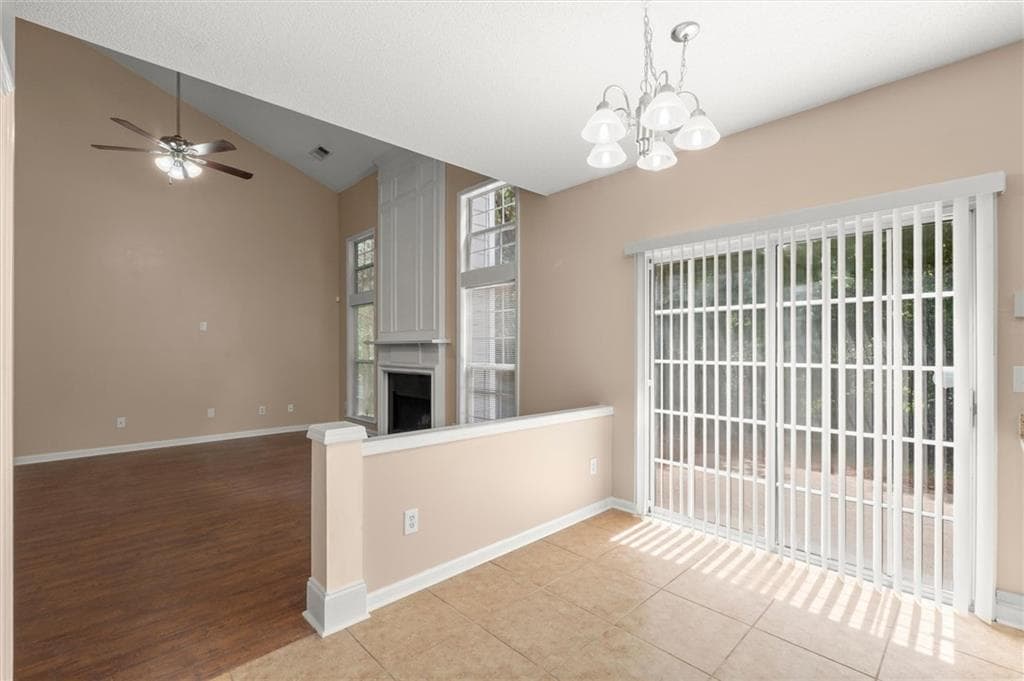 3 bedroom, 3 bathroom, 2,031 sq ft single family residence under contract at 2103 Clearvista Drive, Acworth, GA 30101 — photo 7