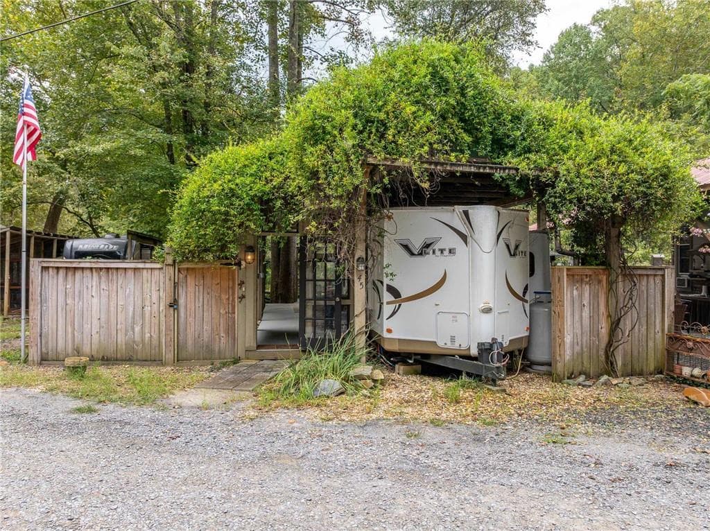 1 bedroom, 2 bathroom, 150 sq ft single family residence for sale at 45 First Street, Ellijay, GA 30540 — photo 3