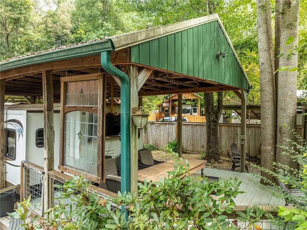 1 bedroom, 2 bathroom, 150 sq ft single family residence for sale at 45 First Street, Ellijay, GA 30540 — photo 10
