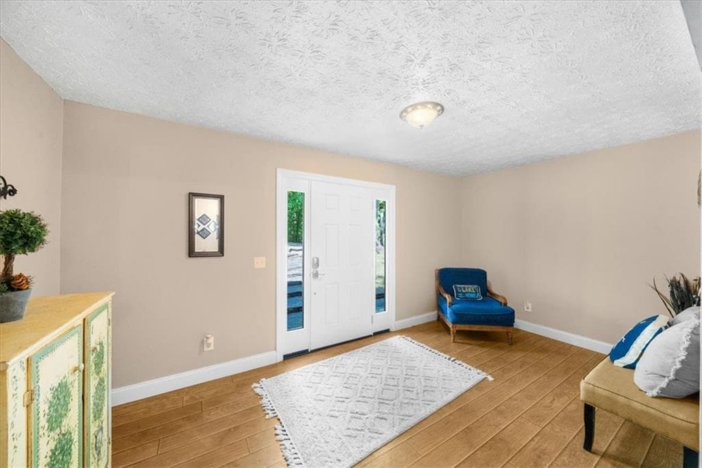 4 bedroom, 3 bathroom, 2,202 sq ft single family residence for sale at 9670 Lee Circle, Gainesville, GA 30506 — photo 10