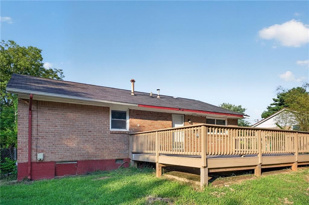 3 bedroom, 1 bathroom, 1,040 sq ft single family residence for sale at 8341 Kendrick Road, Jonesboro, GA 30238 — photo 5