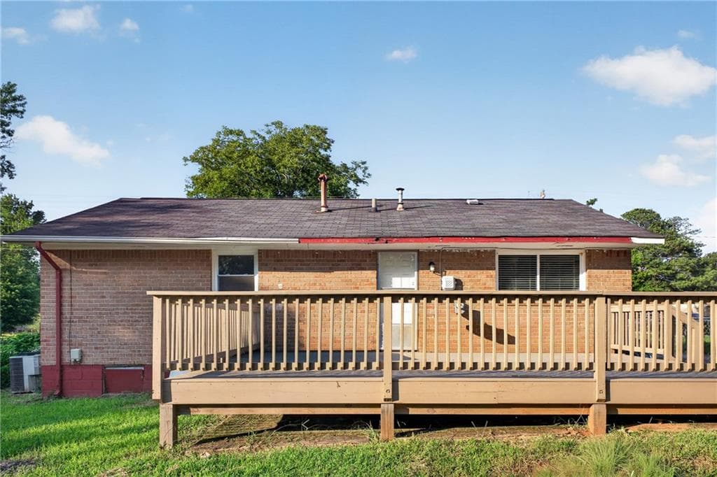 3 bedroom, 1 bathroom, 1,040 sq ft single family residence for sale at 8341 Kendrick Road, Jonesboro, GA 30238 — photo 6
