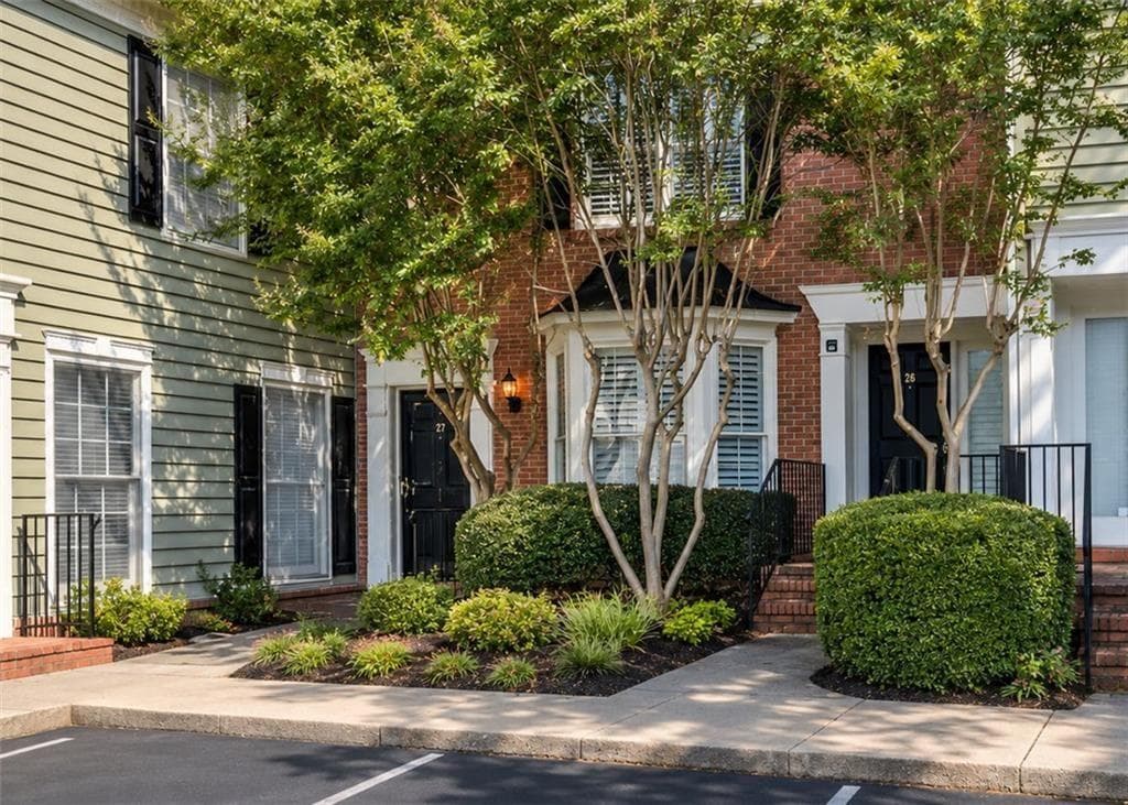 27 Mount Vernon Circle