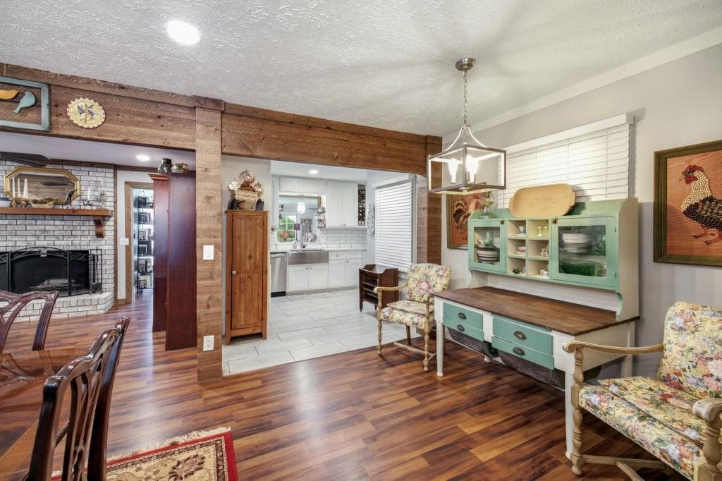 3 bedroom, 2 bathroom, 1,747 sq ft single family residence for sale at 4510 Seminole Drive, Gainesville, GA 30506 — photo 9