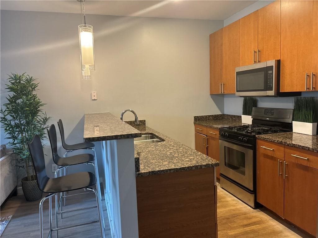 3 bedroom, 4 bathroom, 2,186 sq ft townhouse for rent at 238 Walker Street 40, Atlanta, GA 30313 for $3,500 a month — photo 8