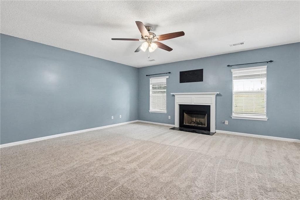 5 bedroom, 3 bathroom, 3,158 sq ft single family residence for sale at 373 Kentwood Springs Drive, Hampton, GA 30228 — photo 4