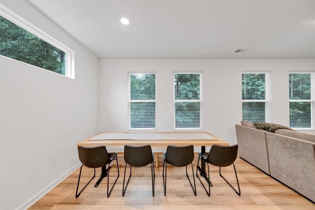 2 bedroom, 3 bathroom, 1,250 sq ft condominium for sale at 4826 Allatoona Gateway, Acworth, GA 30101 — photo 6