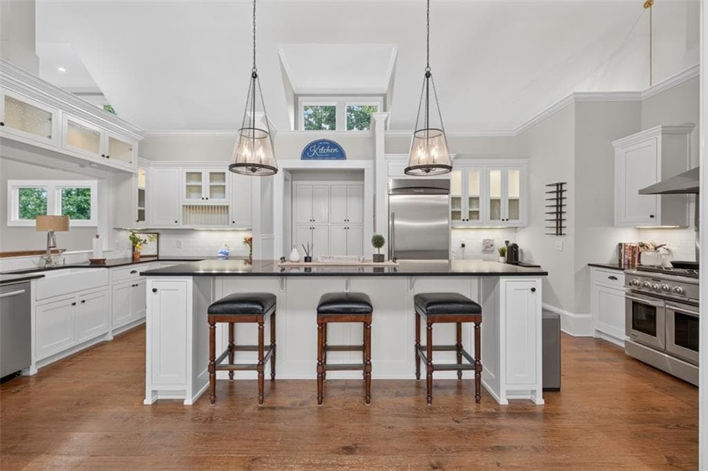 4 bedroom, 4 bathroom, 6,831 sq ft single family residence for sale at 5960 Nachoochee Trail, Flowery Branch, GA 30542 — photo 8