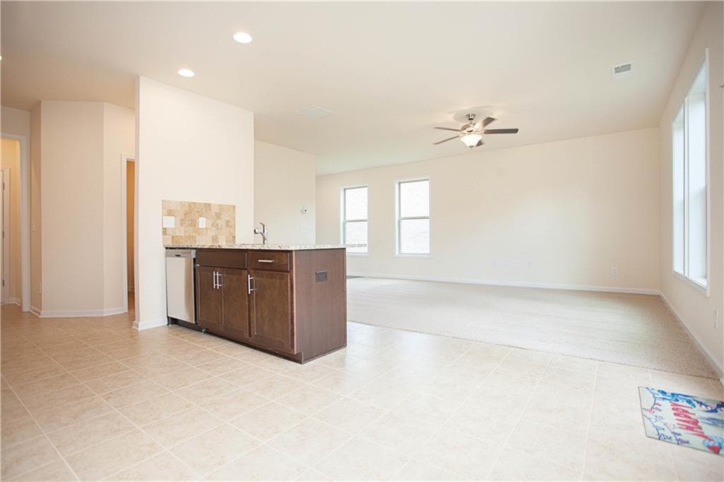 4 bedroom, 4 bathroom, 2,800 sq ft single family residence for rent at 4505 Almanor Circle, Norcross, GA 30071 for $2,700 a month — photo 9