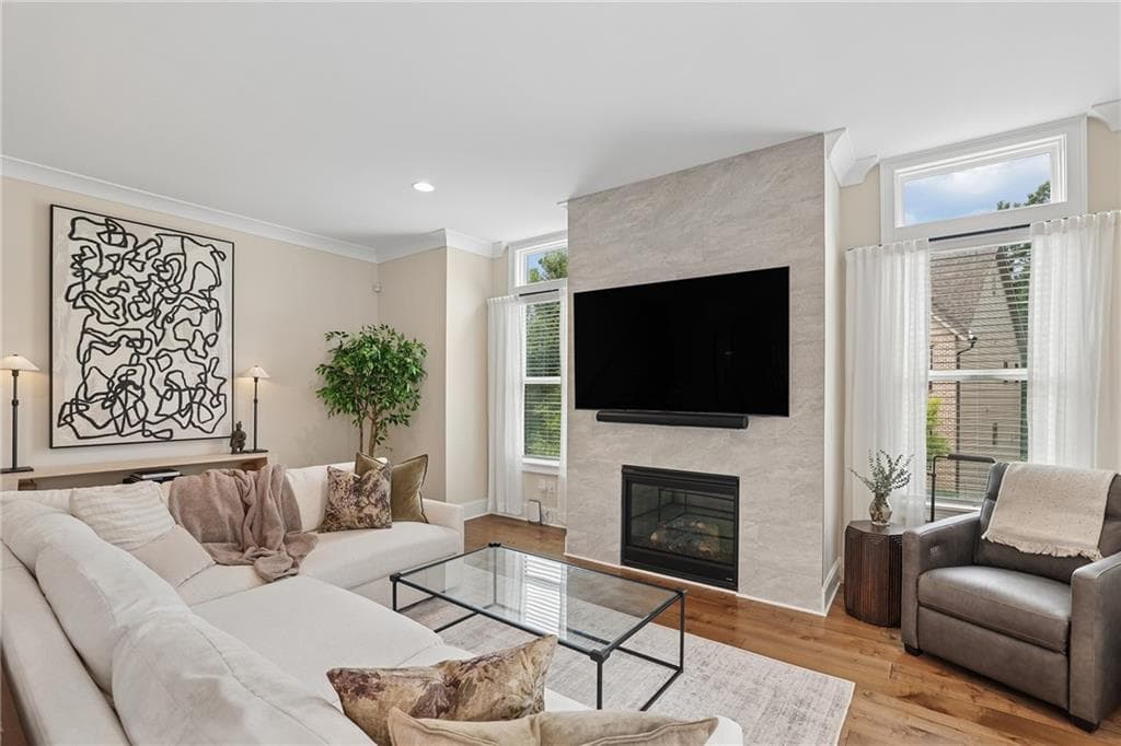 4 bedroom, 4 bathroom, 3,399 sq ft townhouse under contract at 6729 Prelude Drive, Sandy Springs, GA 30328 — photo 3