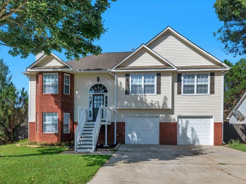 4 bedroom, 3 bathroom, 2,195 sq ft single family residence for rent at 6060 Winston Trace, Mcdonough, GA 30252 for $2,300 a month