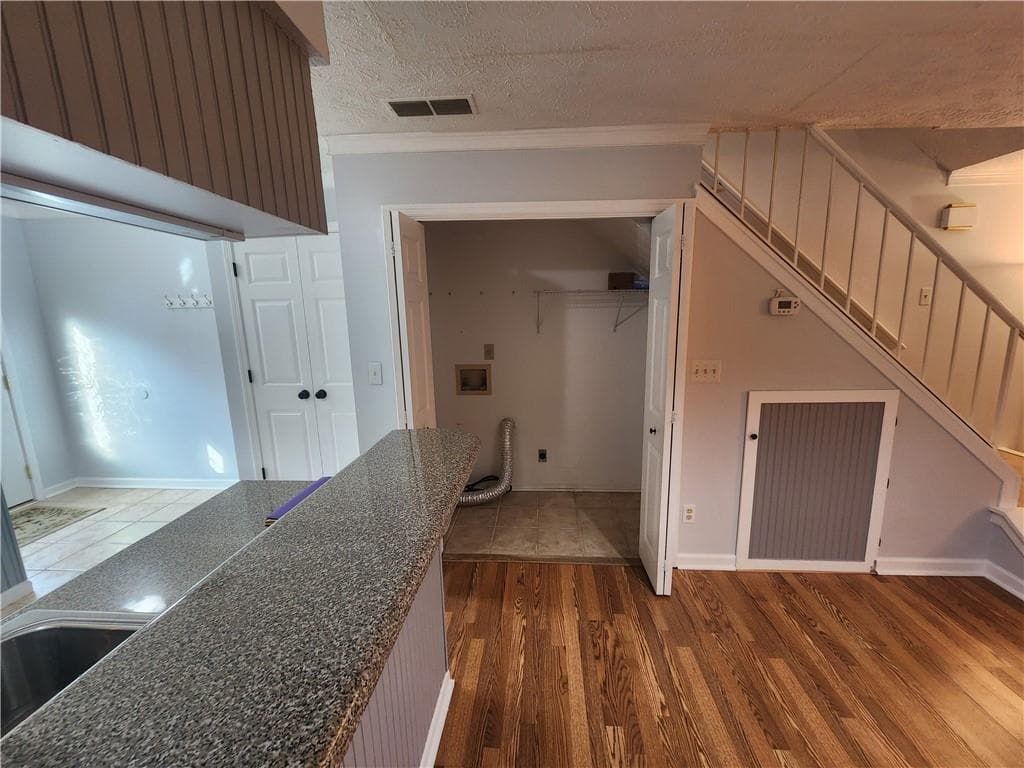 2 bedroom, 2 bathroom, 1,092 sq ft townhouse for sale at 6681 Langtry Lane, Norcross, GA 30093 — photo 5