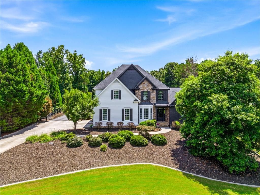8 bedroom, 6 bathroom, 6,240 sq ft single family residence for sale at 124 Savanna Estates Drive, Canton, GA 30115 — photo 7
