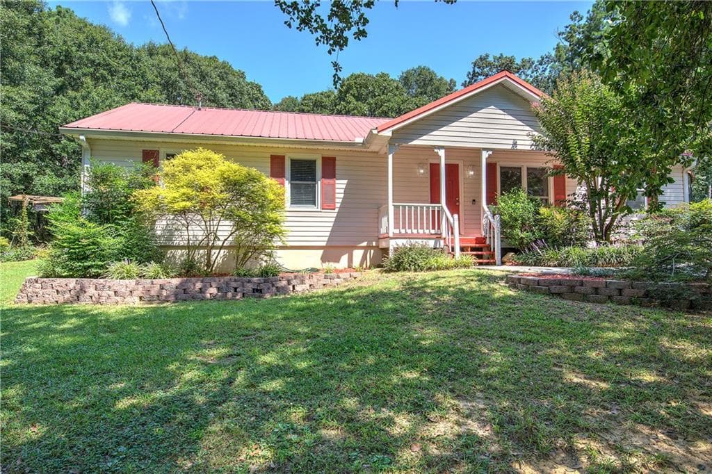 3 bedroom, 2 bathroom, 1,508 sq ft single family residence under contract at 14 Bradford Court, Cartersville, GA 30120 — photo 5