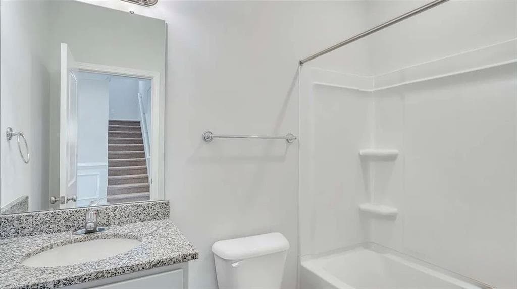 5 bedroom, 3 bathroom, 2,708 sq ft single family residence for sale at 9 Sago Palm Way, Bloomingdale, GA 31302 — photo 9