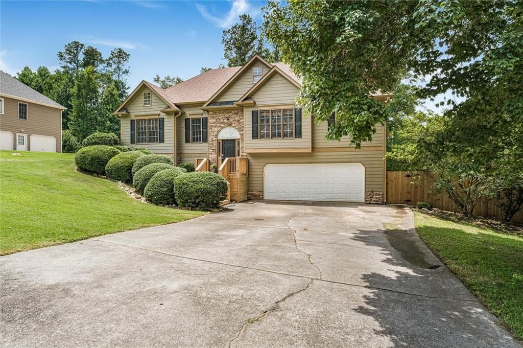 5 bedroom, 4 bathroom, 3,254 sq ft single family residence for sale at 200 Brookhaven Place, Canton, GA 30114 — photo 4