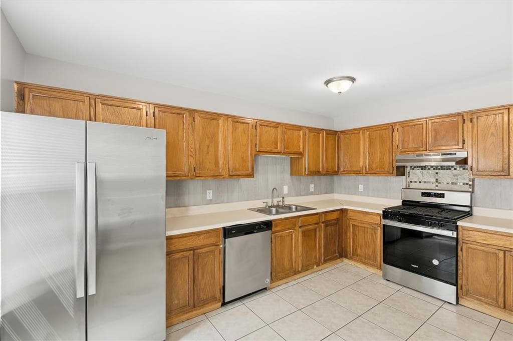 3 bedroom, 3 bathroom, 1,408 sq ft townhouse for rent at 3447 Kingswood Run, Decatur, GA 30034 for $1,800 a month — photo 3
