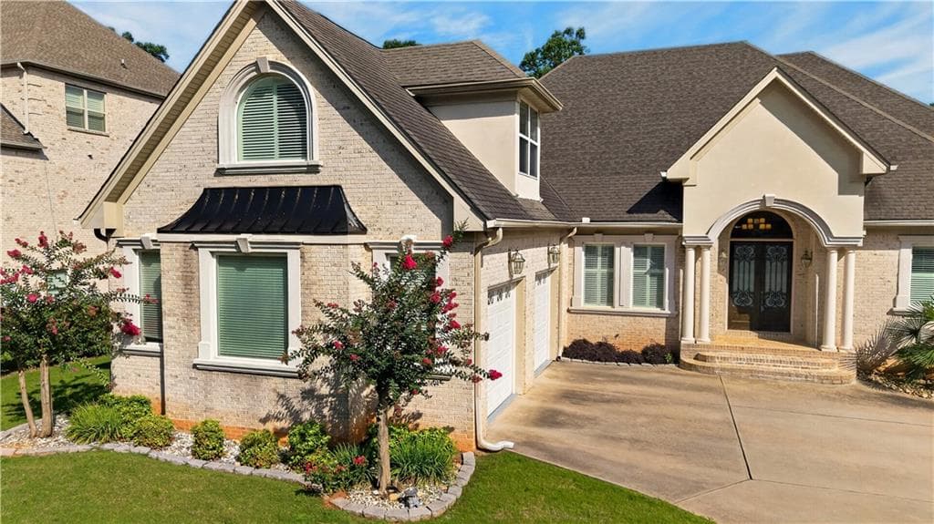 6 bedroom, 6 bathroom, 3,494 sq ft single family residence for sale at 2308 Braunsroth Lane, Hampton, GA 30228 — photo 7