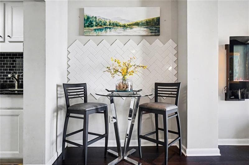 1 bedroom, 1 bathroom, 625 sq ft condominium for sale at 1280 W Peachtree Street 1513, Atlanta, GA 30309 — photo 4