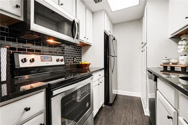 1 bedroom, 1 bathroom, 625 sq ft condominium for sale at 1280 W Peachtree Street 1513, Atlanta, GA 30309 — photo 7