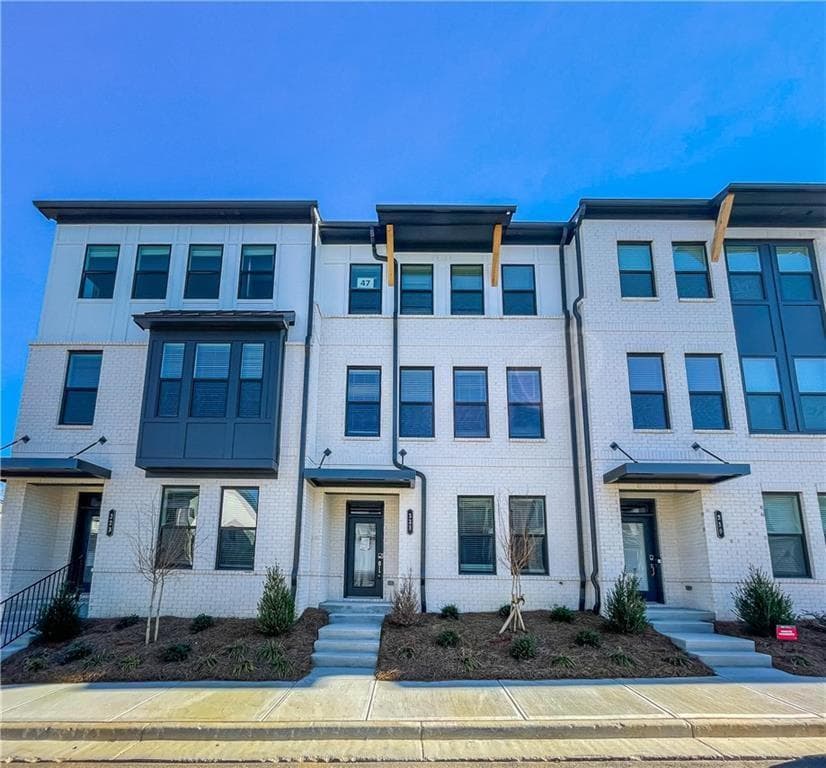 4 bedroom, 4 bathroom, 2,314 sq ft townhouse for rent at 321 Sammon Way, Lawrenceville, GA 30046 for $2,595 a month — photo 2