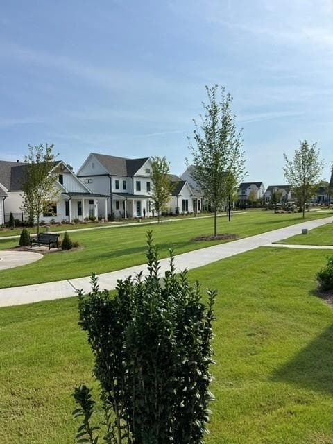 4 bedroom, 3 bathroom, 2,620 sq ft single family residence for sale at 524 Otwell Avenue, Cumming, GA 30040 — photo 2