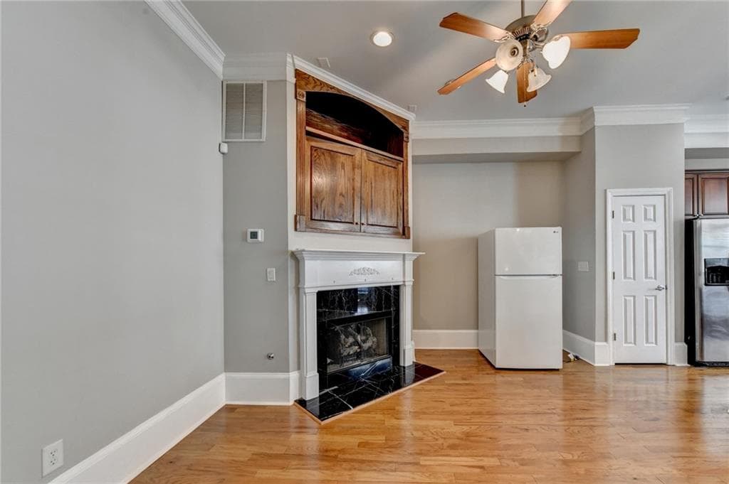 3 bedroom, 4 bathroom, 1,860 sq ft townhouse for rent at 813 Clifton Heights Lane, Atlanta, GA 30329 for $3,750 a month — photo 5