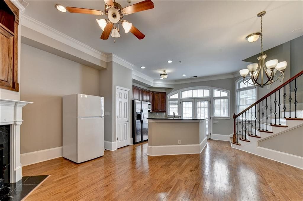 3 bedroom, 4 bathroom, 1,860 sq ft townhouse for rent at 813 Clifton Heights Lane, Atlanta, GA 30329 for $3,750 a month — photo 6