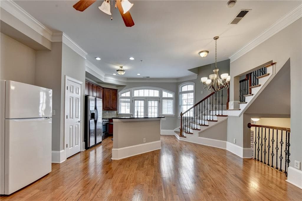 3 bedroom, 4 bathroom, 1,860 sq ft townhouse for rent at 813 Clifton Heights Lane, Atlanta, GA 30329 for $3,750 a month — photo 7