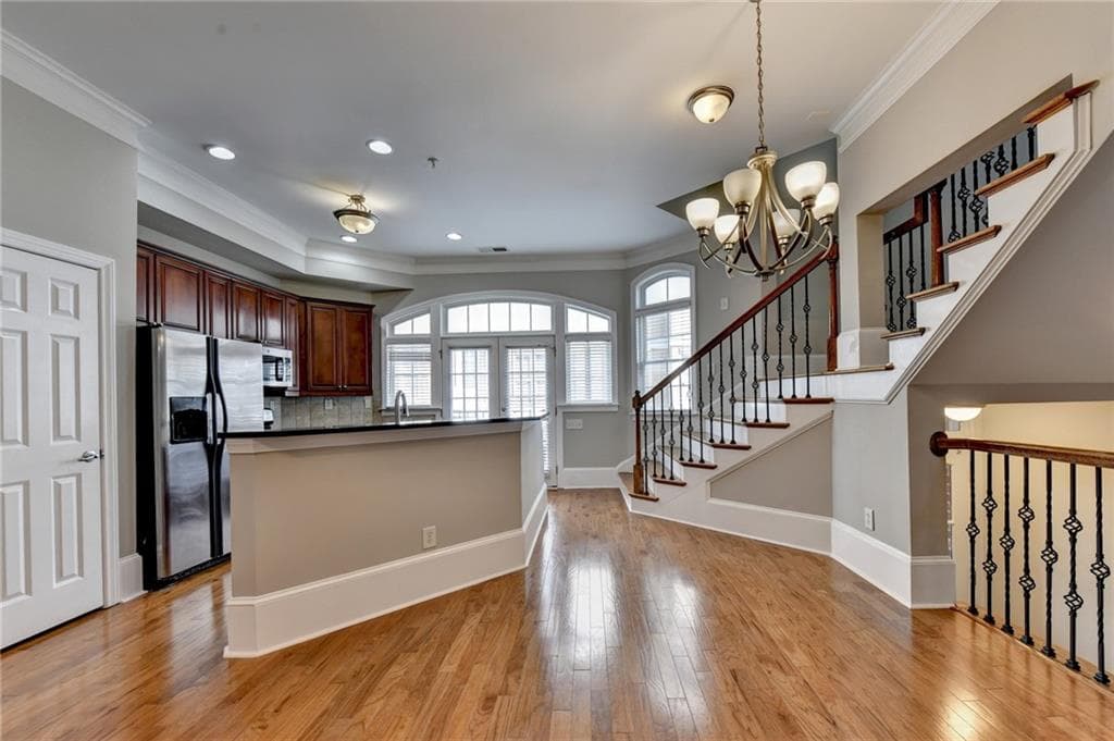 3 bedroom, 4 bathroom, 1,860 sq ft townhouse for rent at 813 Clifton Heights Lane, Atlanta, GA 30329 for $3,750 a month — photo 10