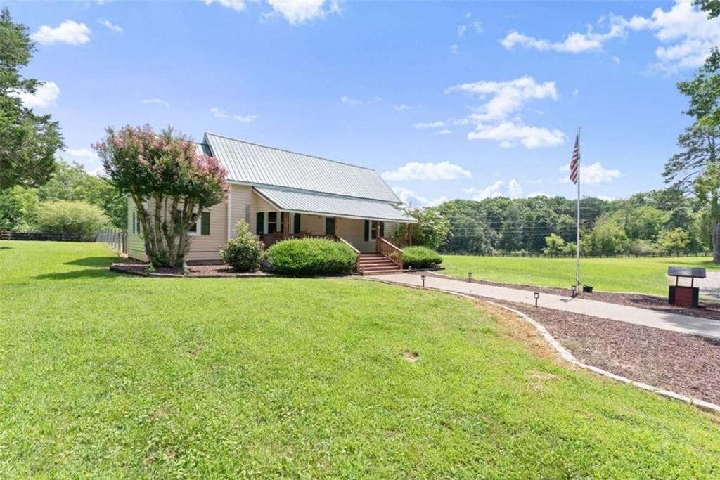 2 bedroom, 1 bathroom, 1,088 sq ft single family residence for sale at 6806 Shoal Creek Road, Clermont, GA 30527 — photo 7