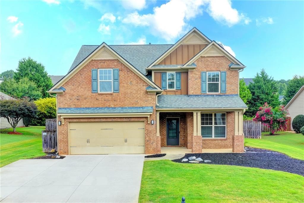 4 bedroom, 3 bathroom, 2,250 sq ft single family residence under contract at 515 Creekshire Circle, Canton, GA 30115