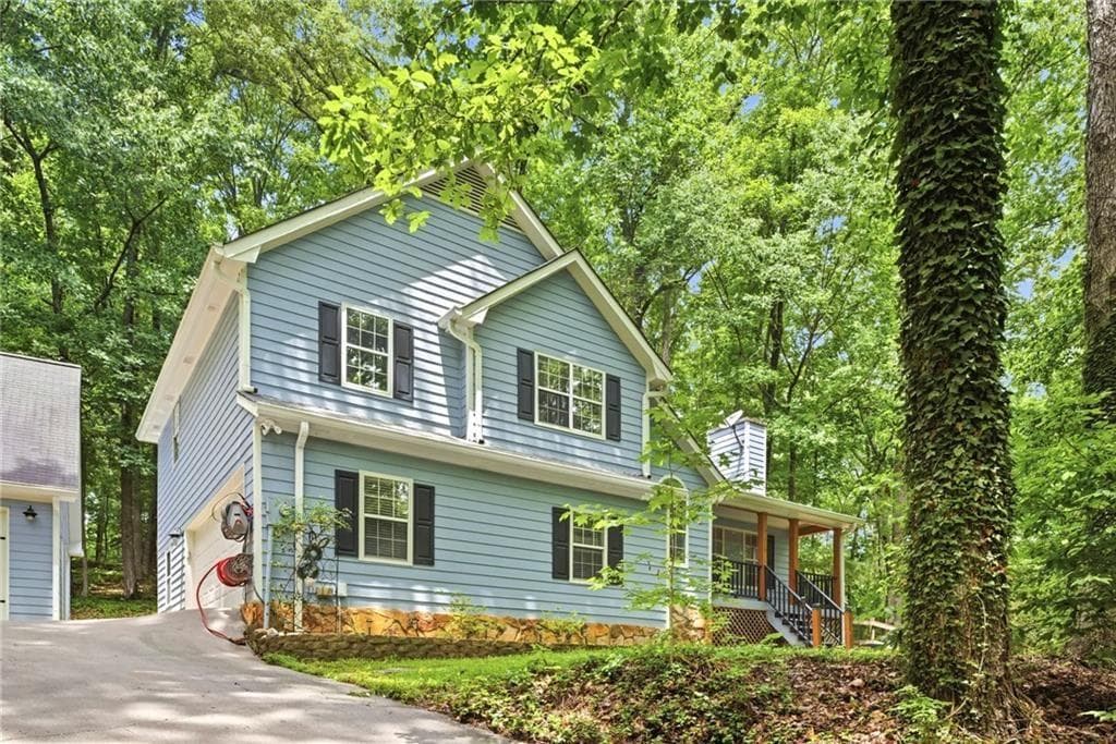 3 bedroom, 3 bathroom, 1,938 sq ft single family residence for sale at 5995 Cascade Palmetto Highway, Fairburn, GA 30213 — photo 1 of 42