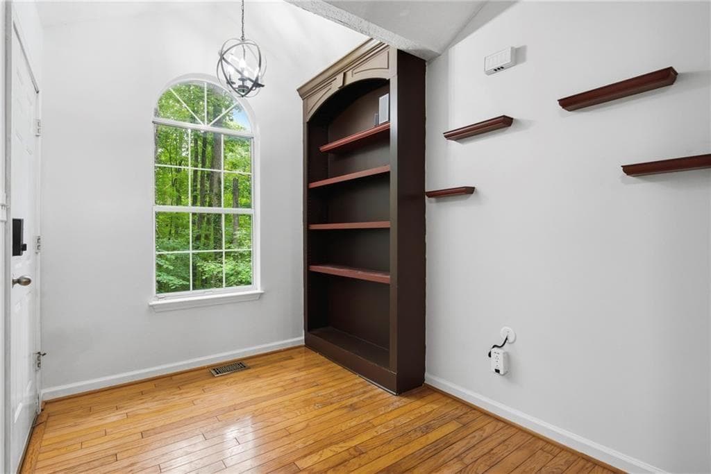3 bedroom, 3 bathroom, 1,938 sq ft single family residence for sale at 5995 Cascade Palmetto Highway, Fairburn, GA 30213 — photo 6