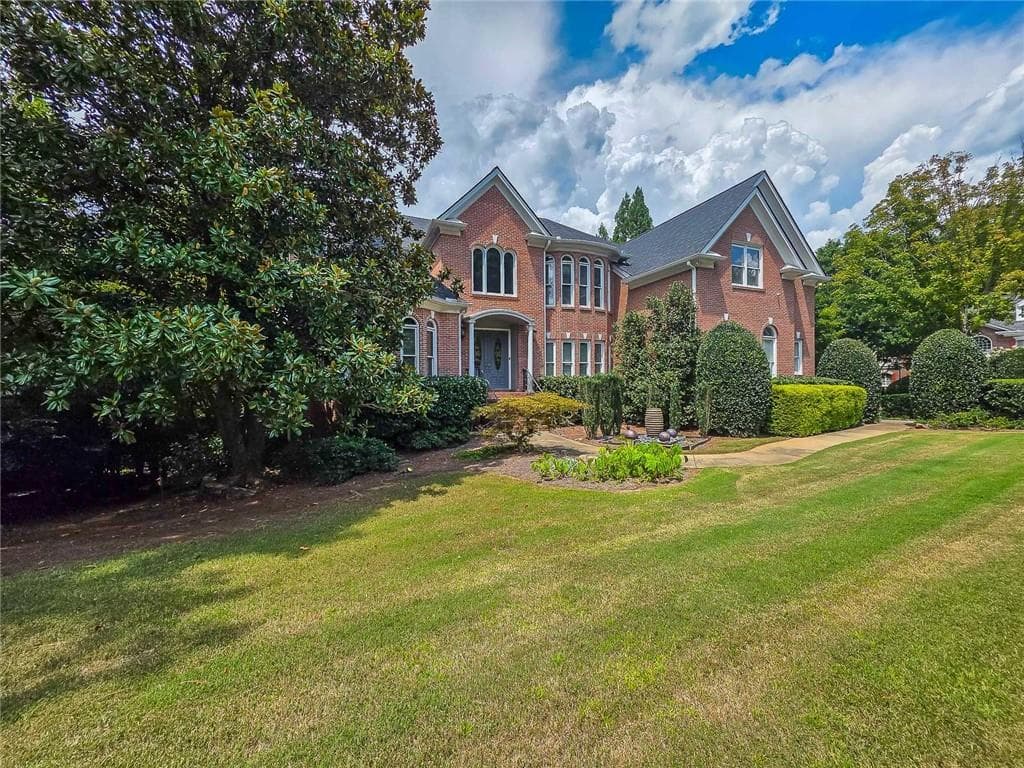 7 bedroom, 8 bathroom, 9,719 sq ft single family residence for sale at 8190 Nesbit Ferry Road, Sandy Springs, GA 30350 — photo 3