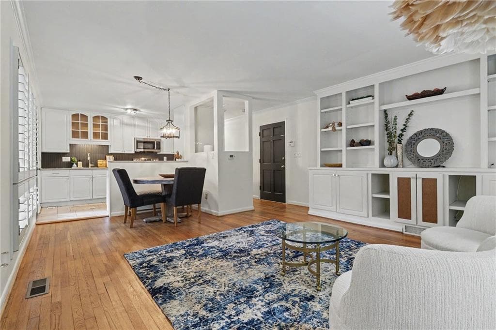 3 bedroom, 2 bathroom, 1,241 sq ft single family residence for sale at 2065 Plantation Lane, Atlanta, GA 30341 — photo 3