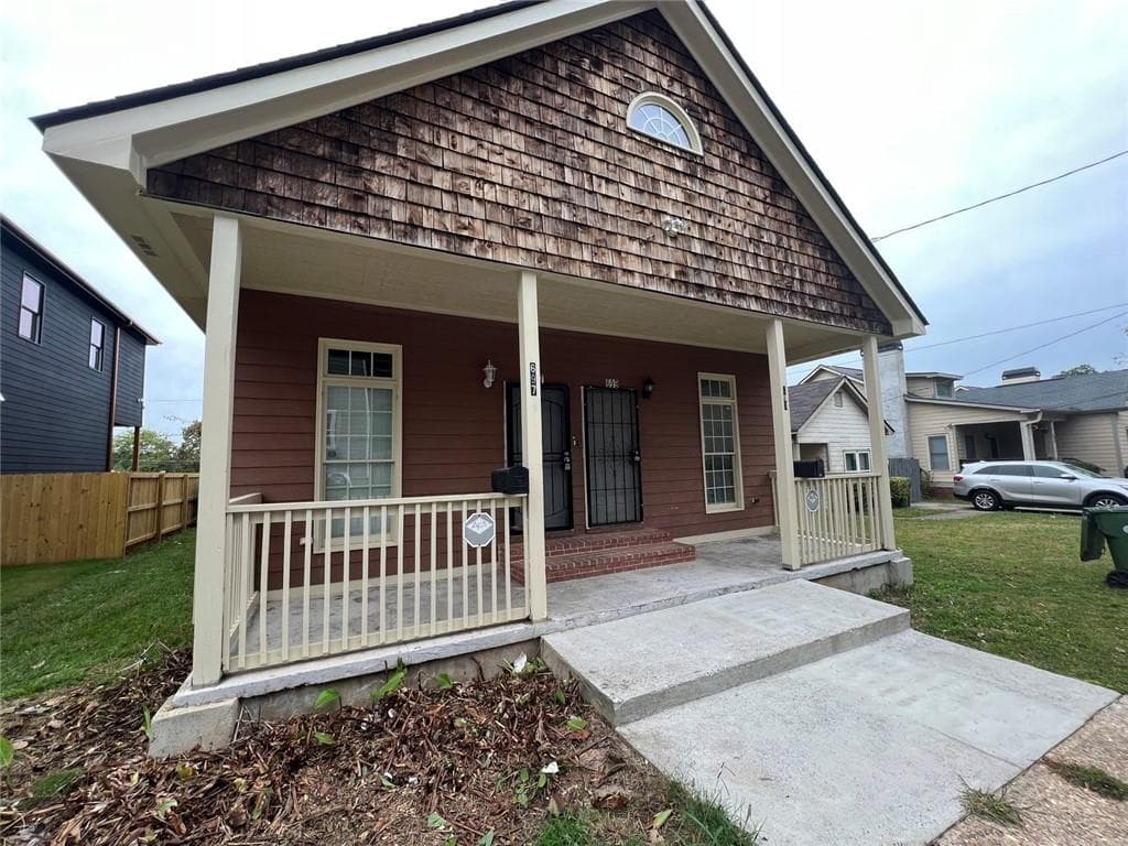 3 bedroom, 2 bathroom, 1,155 sq ft single family residence for rent at 699 Smith Street, Atlanta, GA 30310 for $1,395 a month — photo 1 of 20