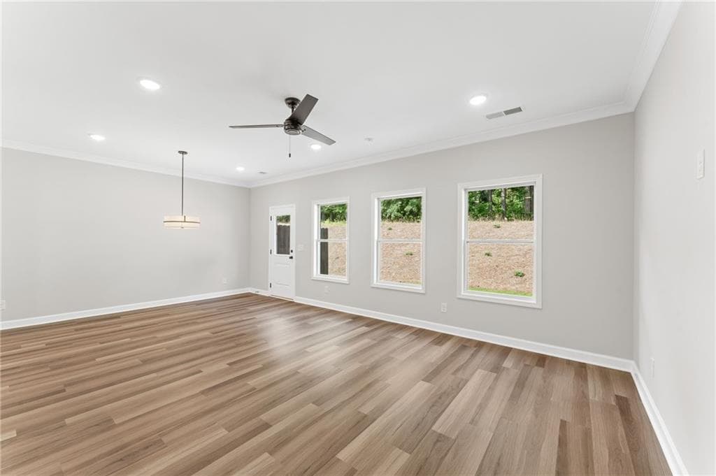 3 bedroom, 3 bathroom, 1,805 sq ft townhouse for sale at 4683 Larkfield Way 21, Powder Springs, GA 30127 — photo 7