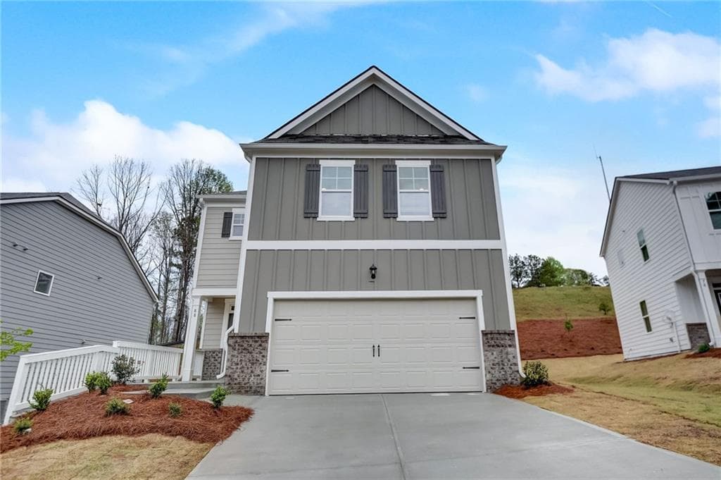 4 bedroom, 3 bathroom, 2,174 sq ft single family residence for rent at 88 Shadwood Place, Dawsonville, GA 30534 for $2,300 a month — photo 1 of 28