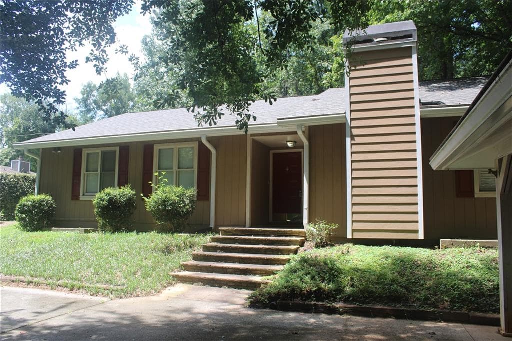 3 bedroom, 2 bathroom, 1,510 sq ft single family residence sold at 5438 Winters Chapel Road, Atlanta, GA 30360