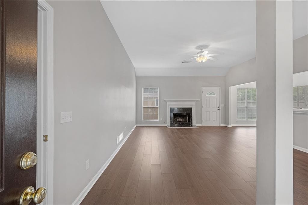 4 bedroom, 2 bathroom, 1,825 sq ft single family residence for rent at 6375 Seymour Place, Acworth, GA 30101 for $2,500 a month — photo 6